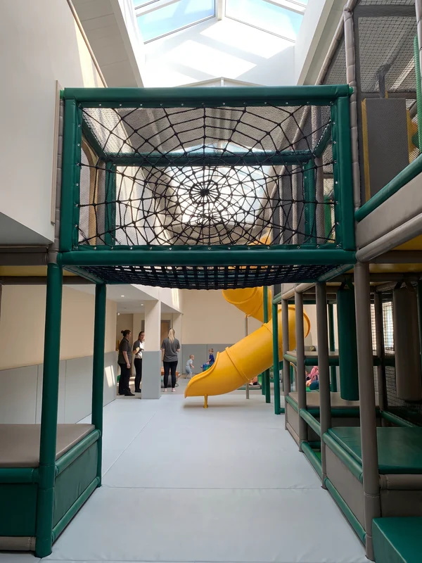 Spider net climbed between two levels
